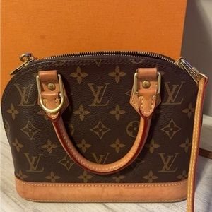 Authentic Louis Vuitton Alma BB monogram